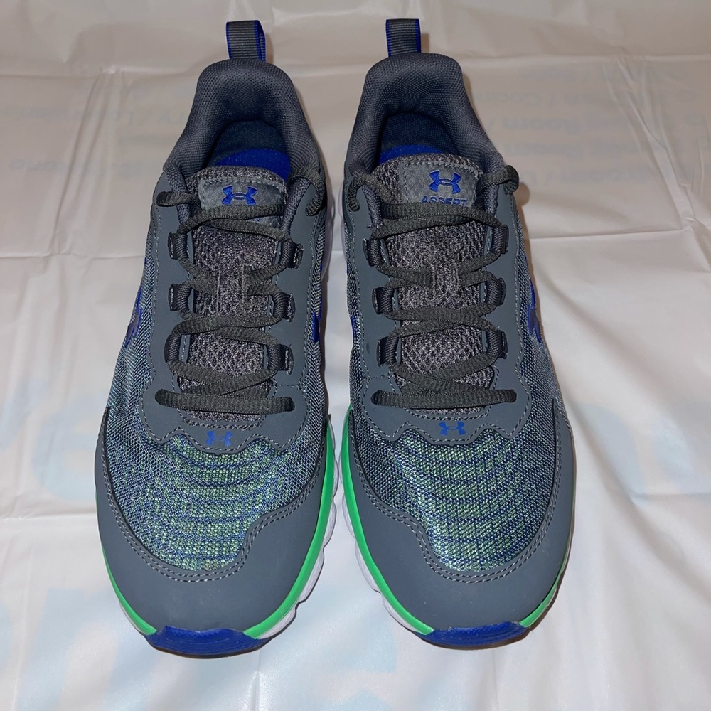 Under Armour Boys' Grade School Assert 9 Running Shoe Youth 5.5